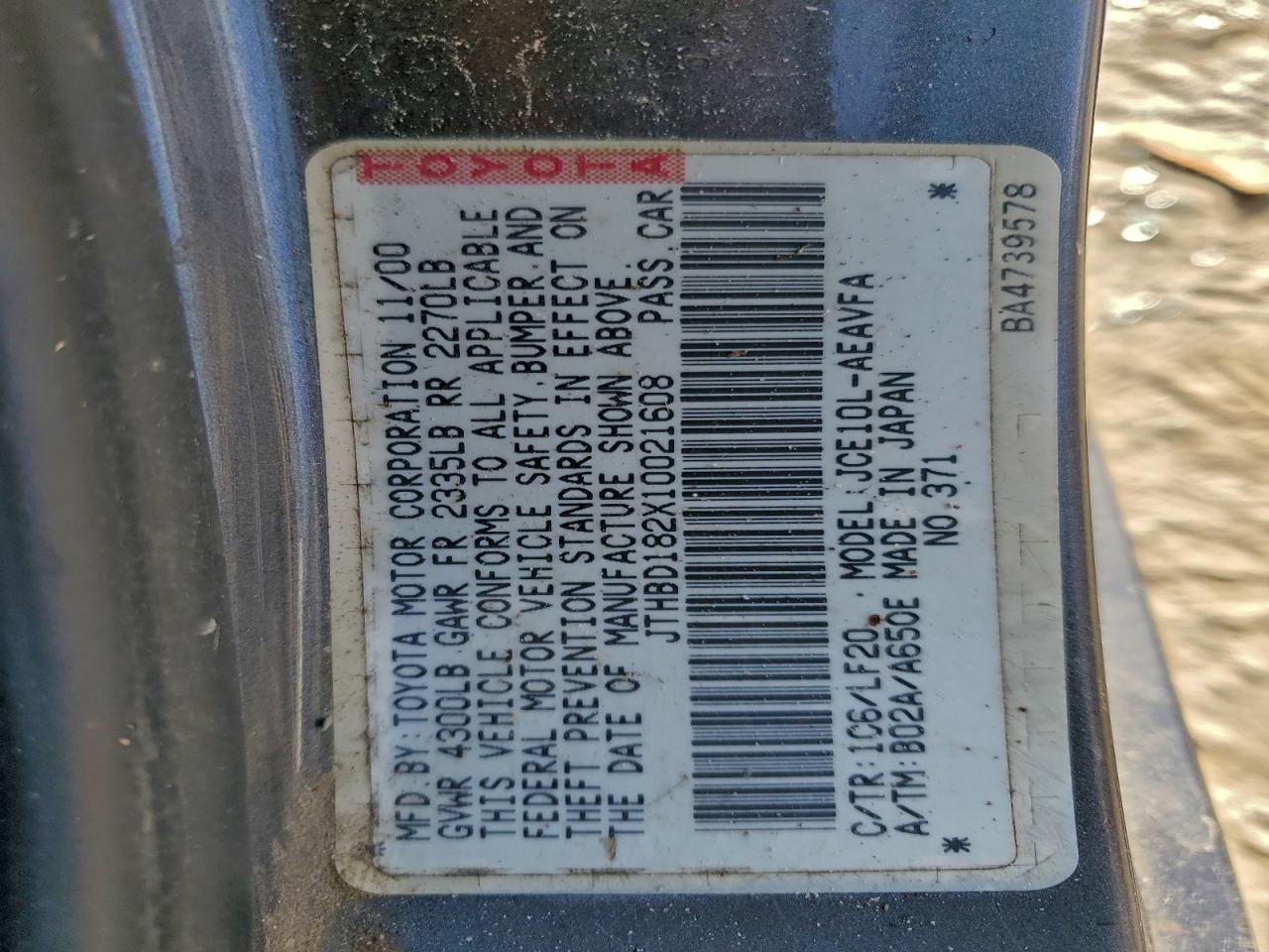 2001 LEXUS IS 300