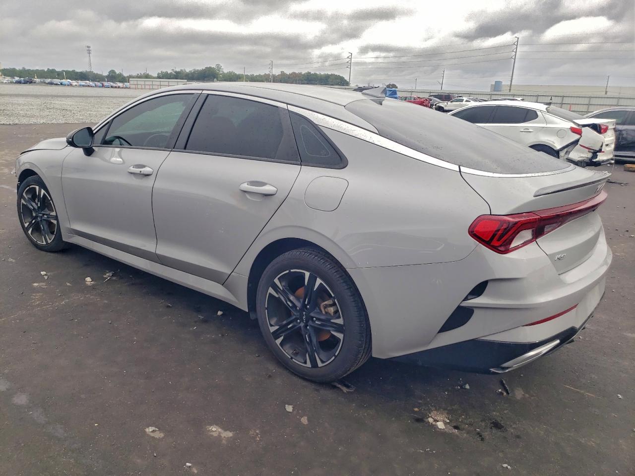 2022 KIA K5