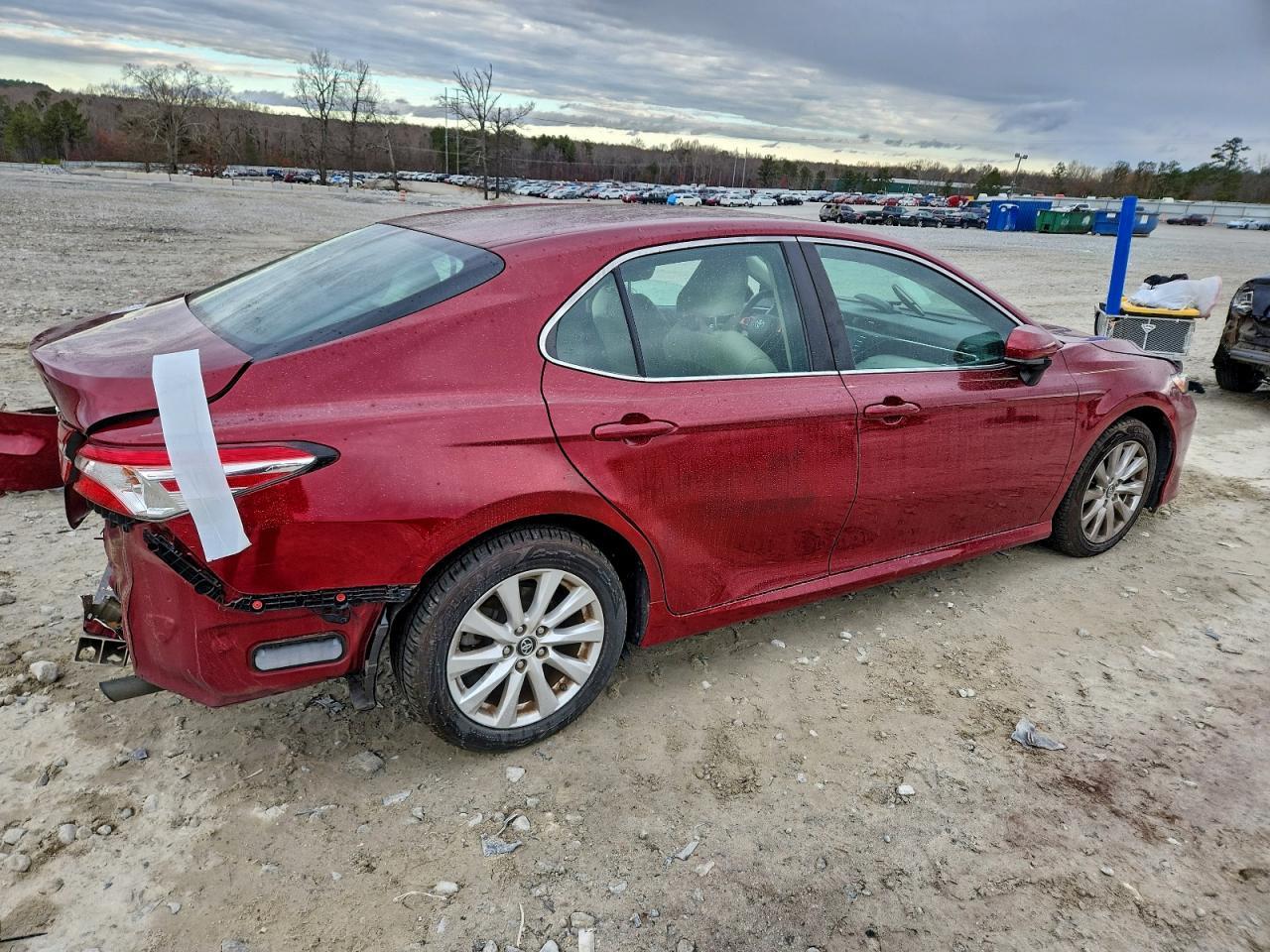 2018 TOYOTA CAMRY