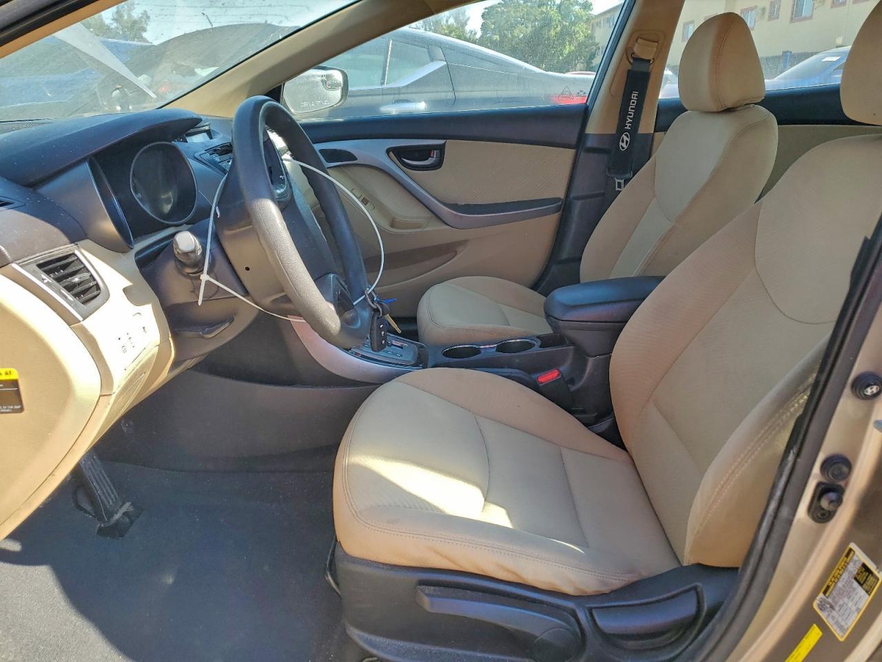 2013 HYUNDAI ELANTRA
