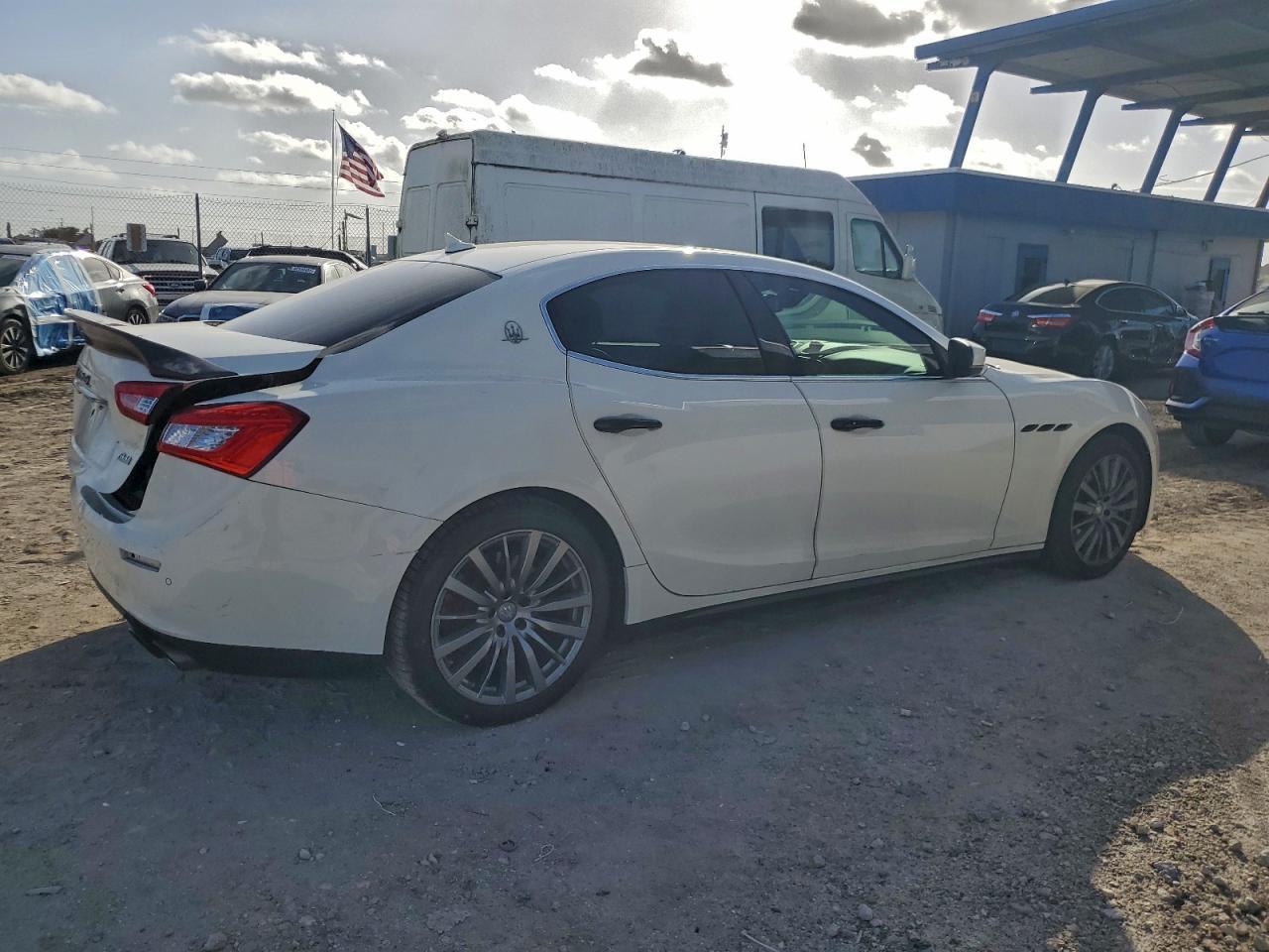 2017 MASERATI Ghibli