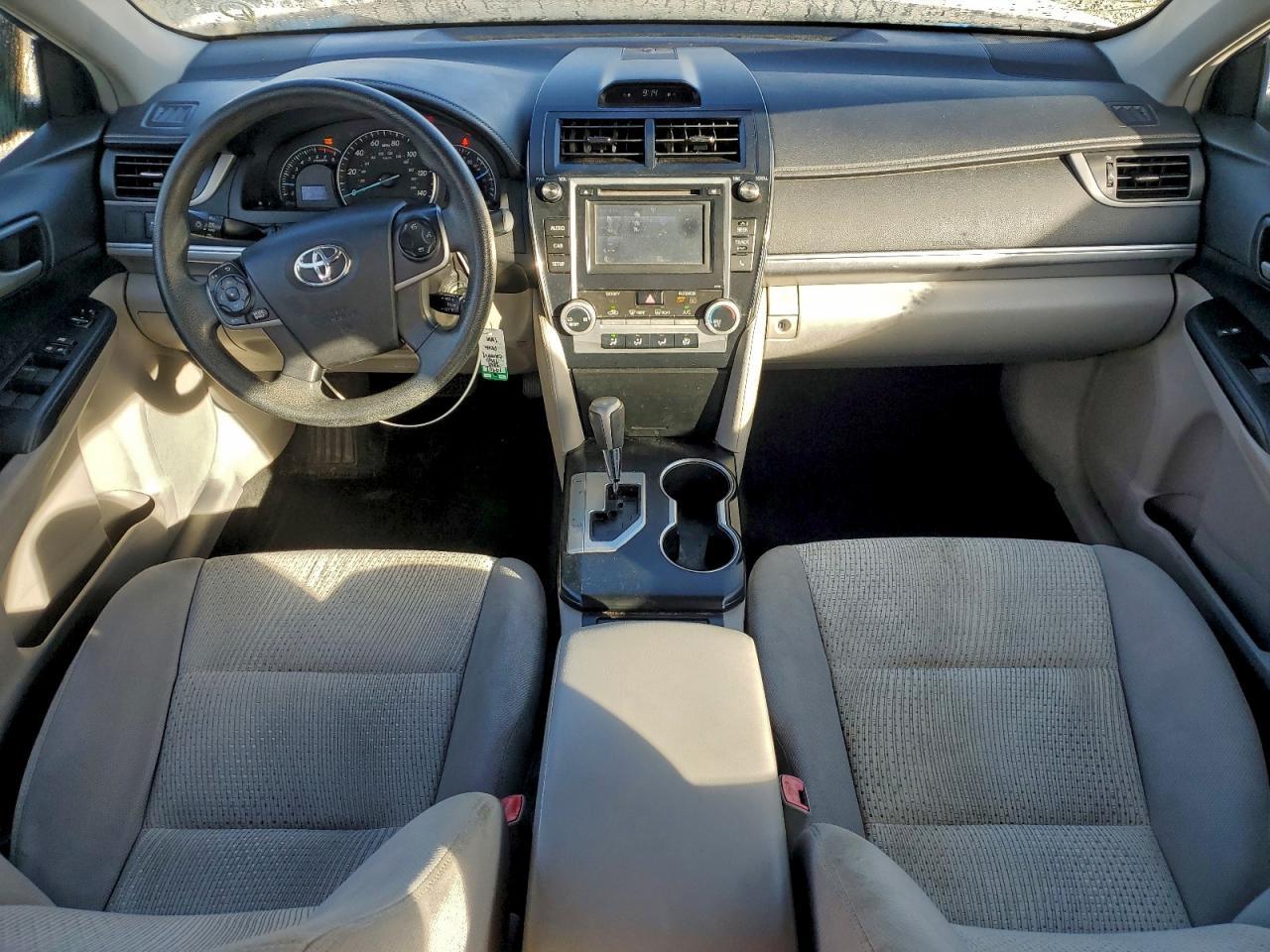 2014 TOYOTA CAMRY