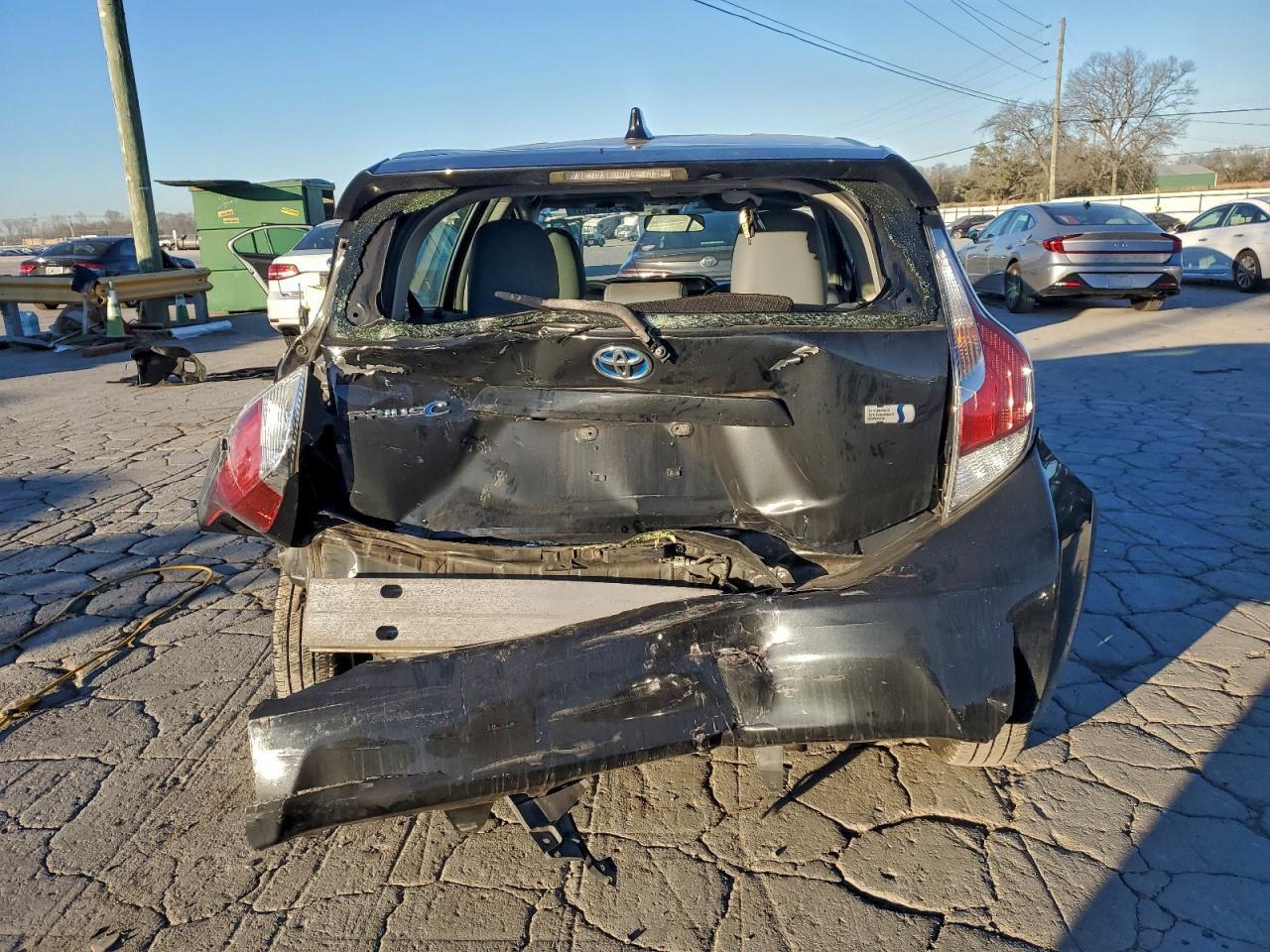 2015 TOYOTA Prius c