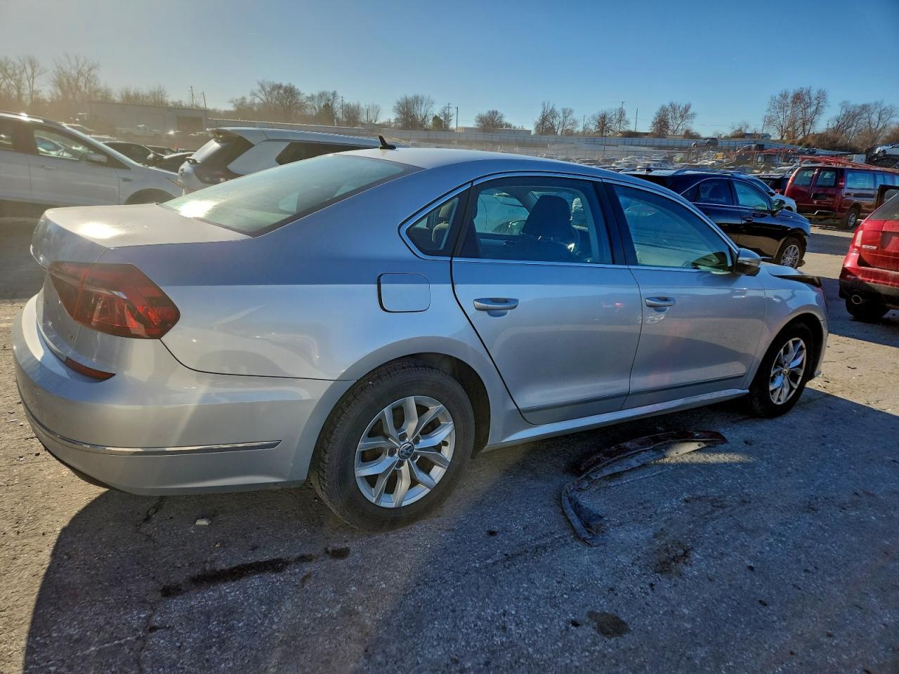 2017 VOLKSWAGEN Passat