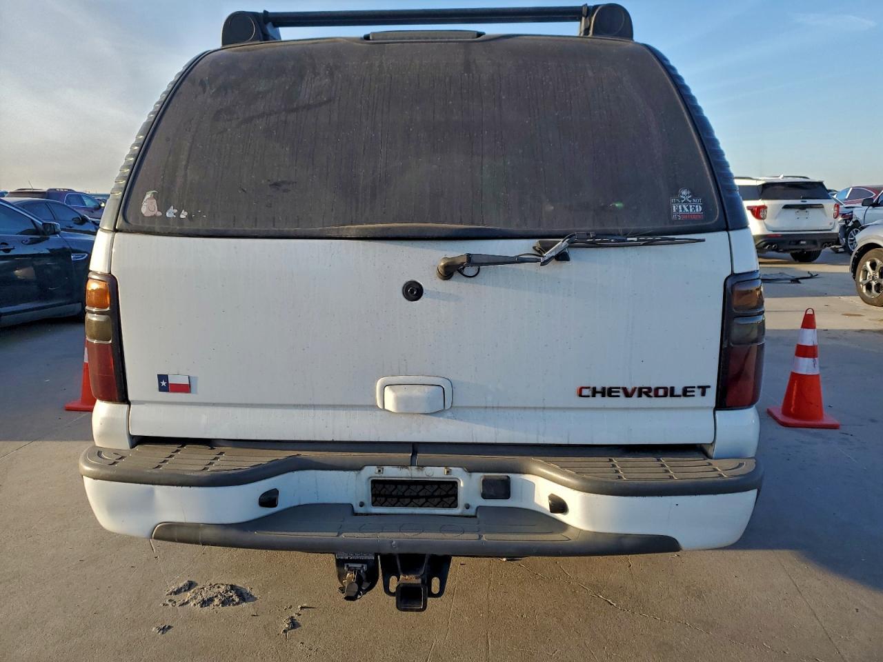 2004 CHEVROLET Suburban