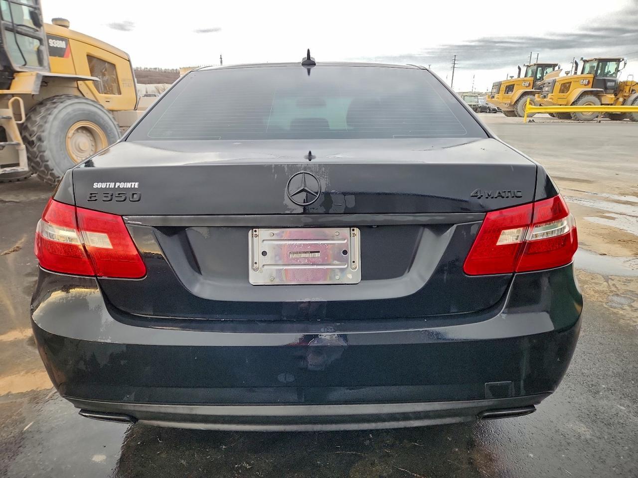 2011 MERCEDES-BENZ E-Class