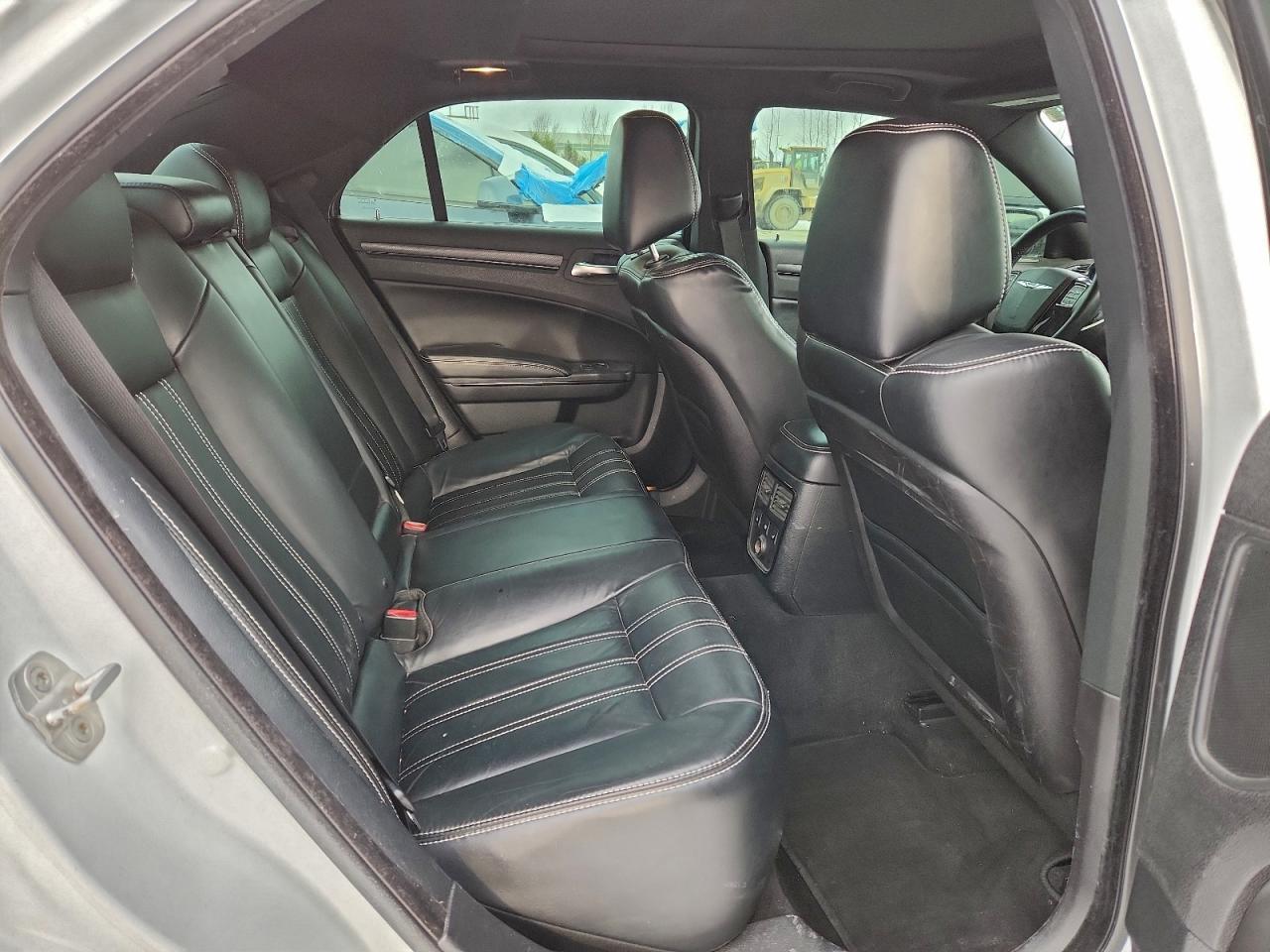 2012 CHRYSLER 300