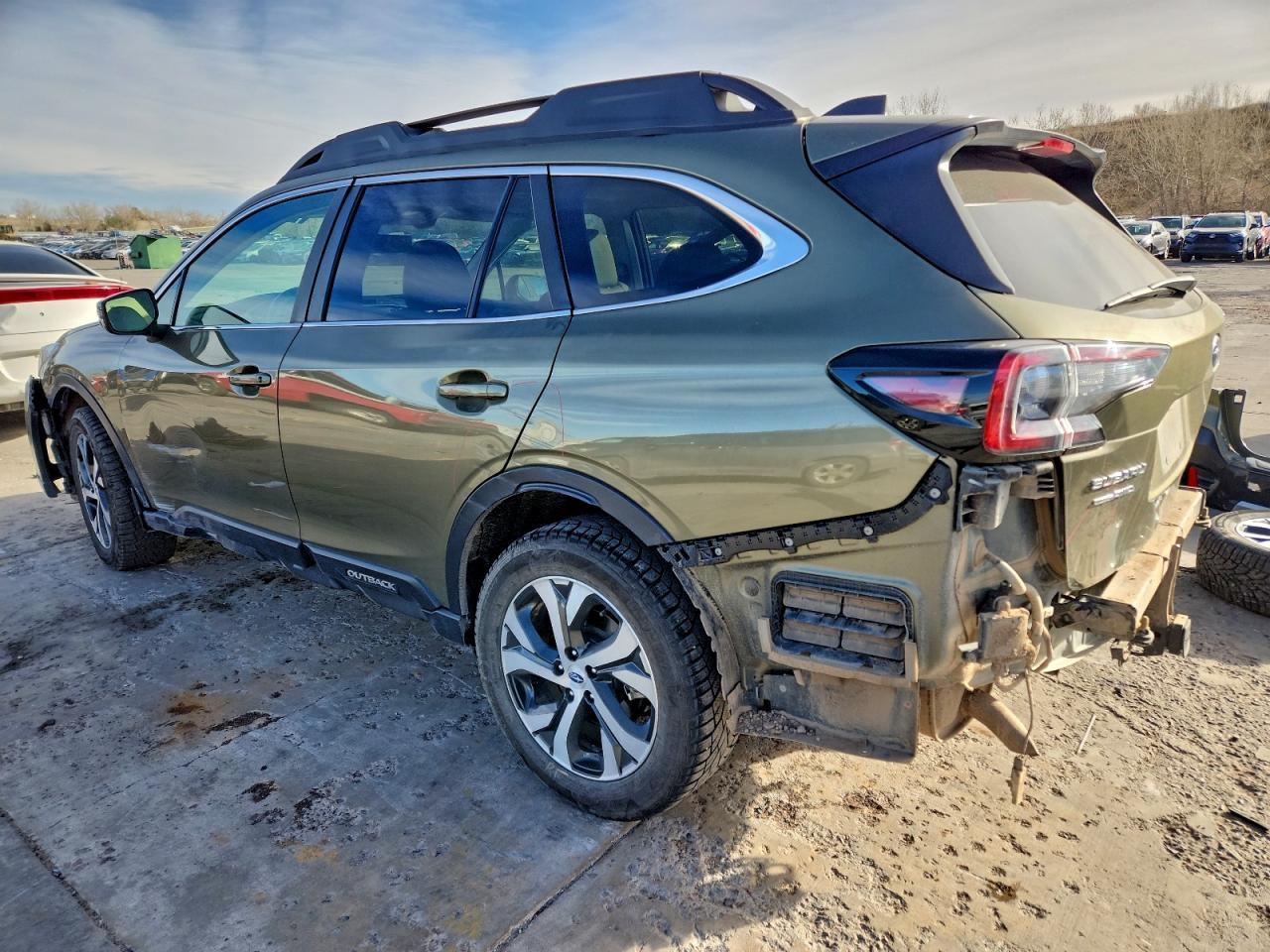 2021 SUBARU Outback