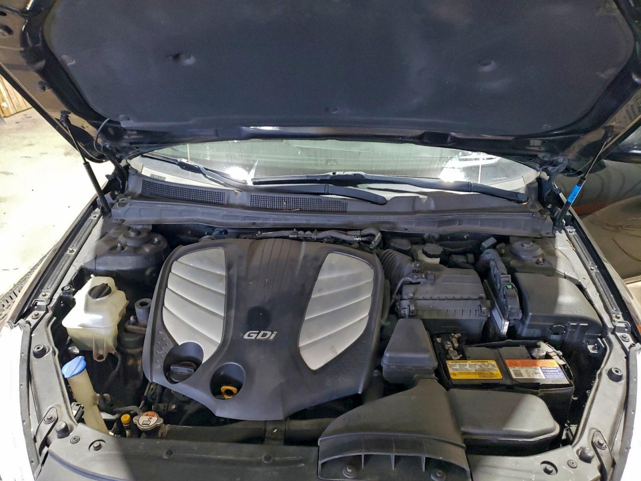 2015 KIA Cadenza