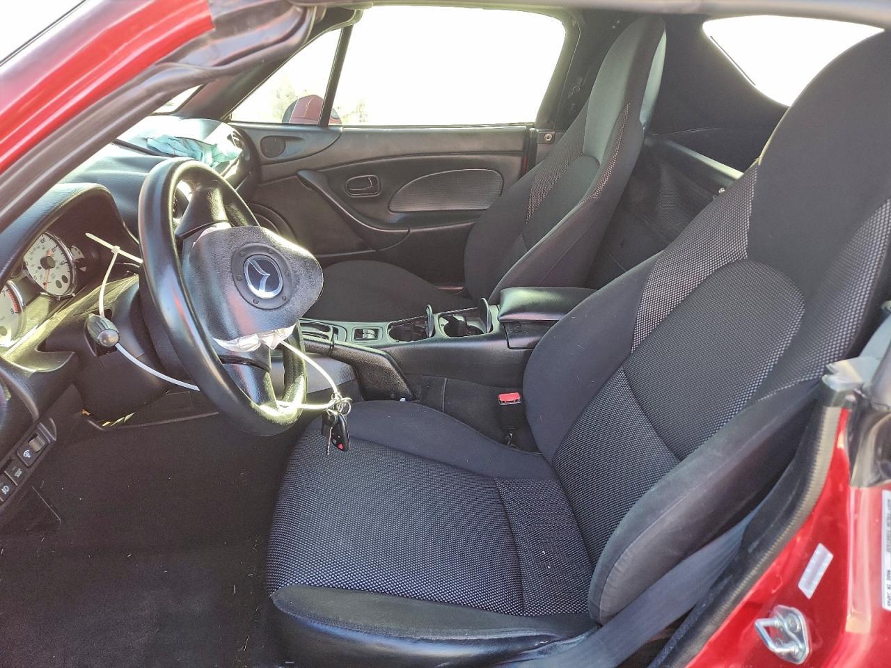 2001 MAZDA MX-5 Miata
