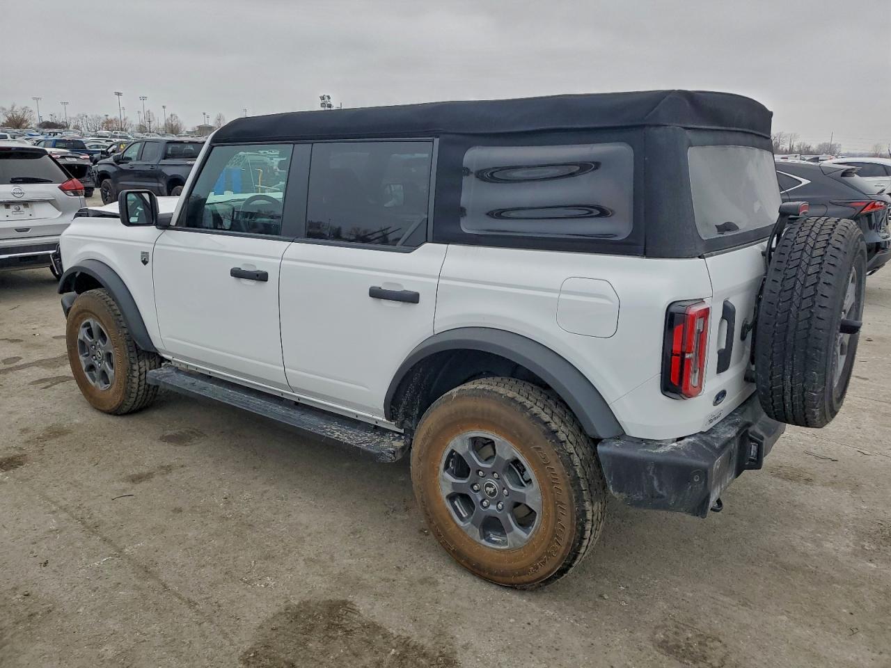 2024 FORD Bronco