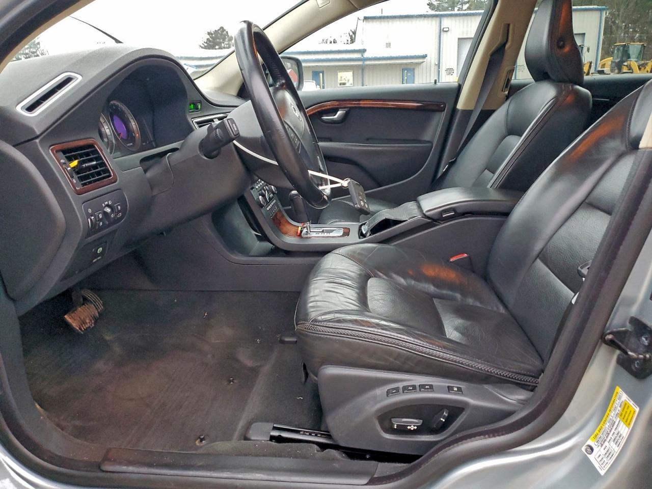 2009 VOLVO XC70