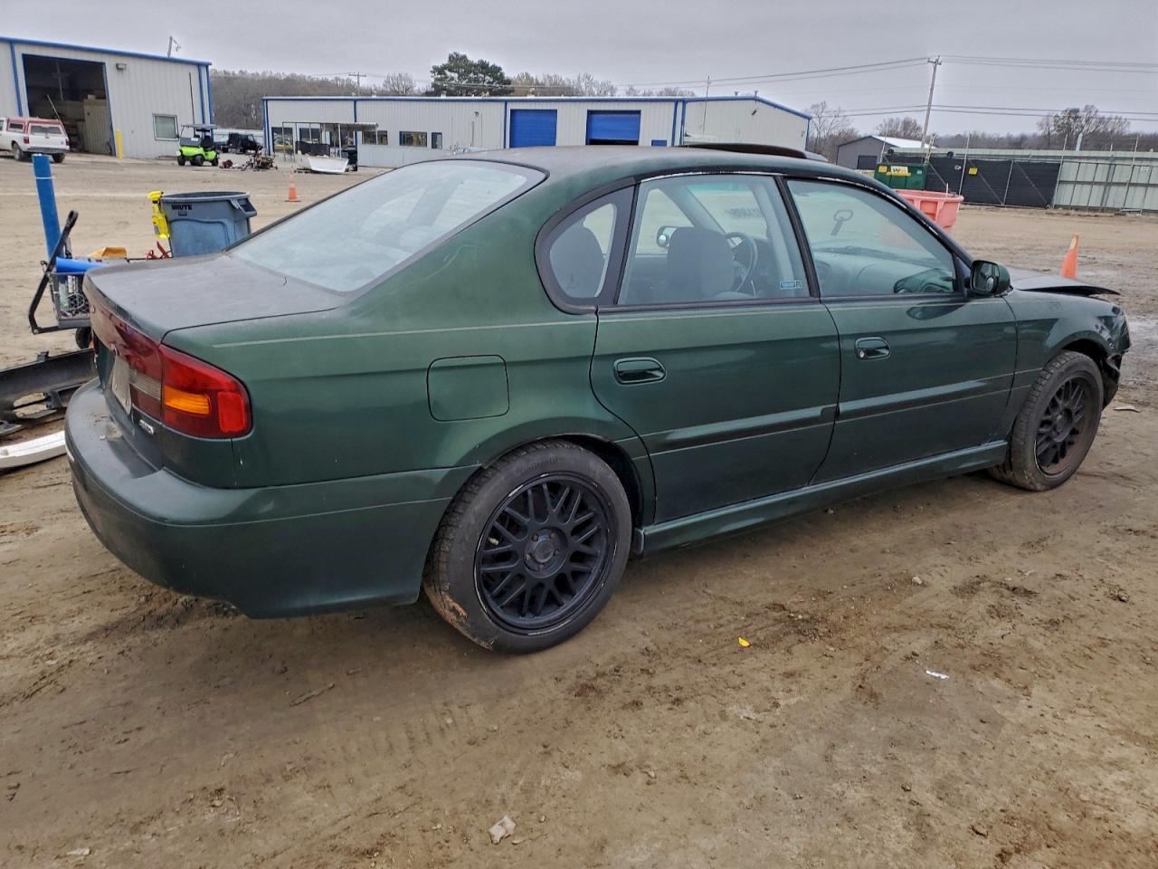 2002 SUBARU Legacy