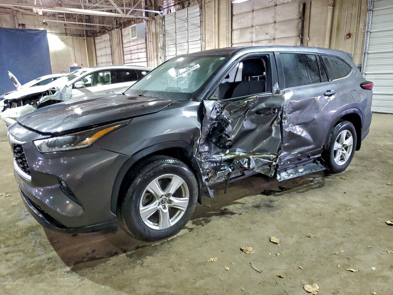 2021 TOYOTA HIGHLANDER