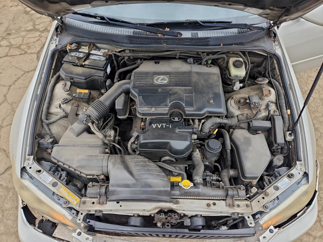 2004 LEXUS IS 300