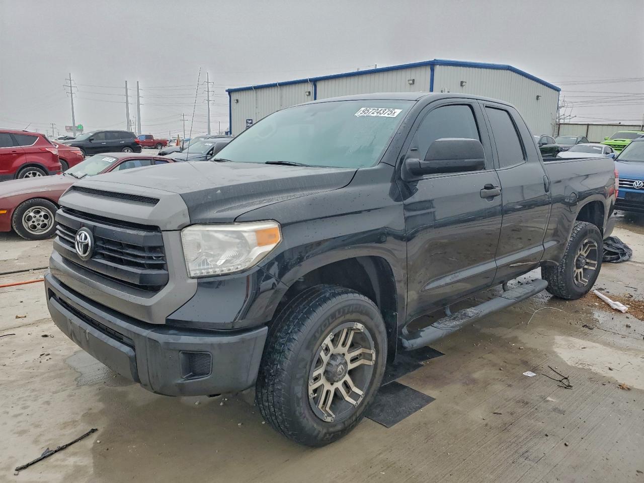 2016 TOYOTA TUNDRA