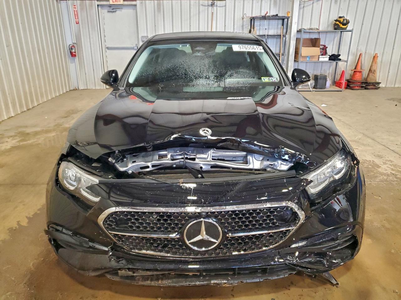 2025 MERCEDES-BENZ E-Class