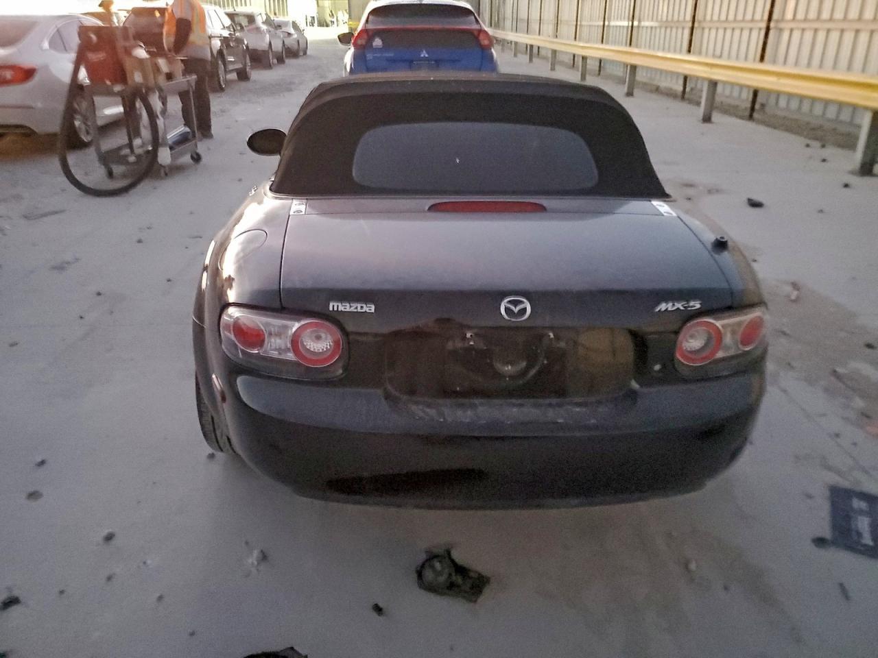2006 MAZDA MX-5 Miata