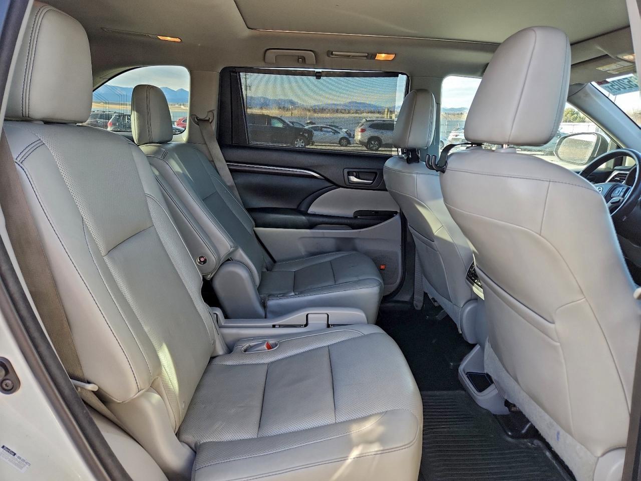 2014 TOYOTA HIGHLANDER