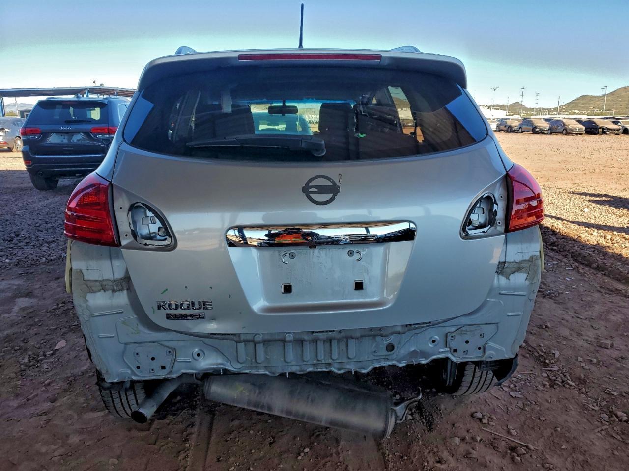 2015 NISSAN ROGUE