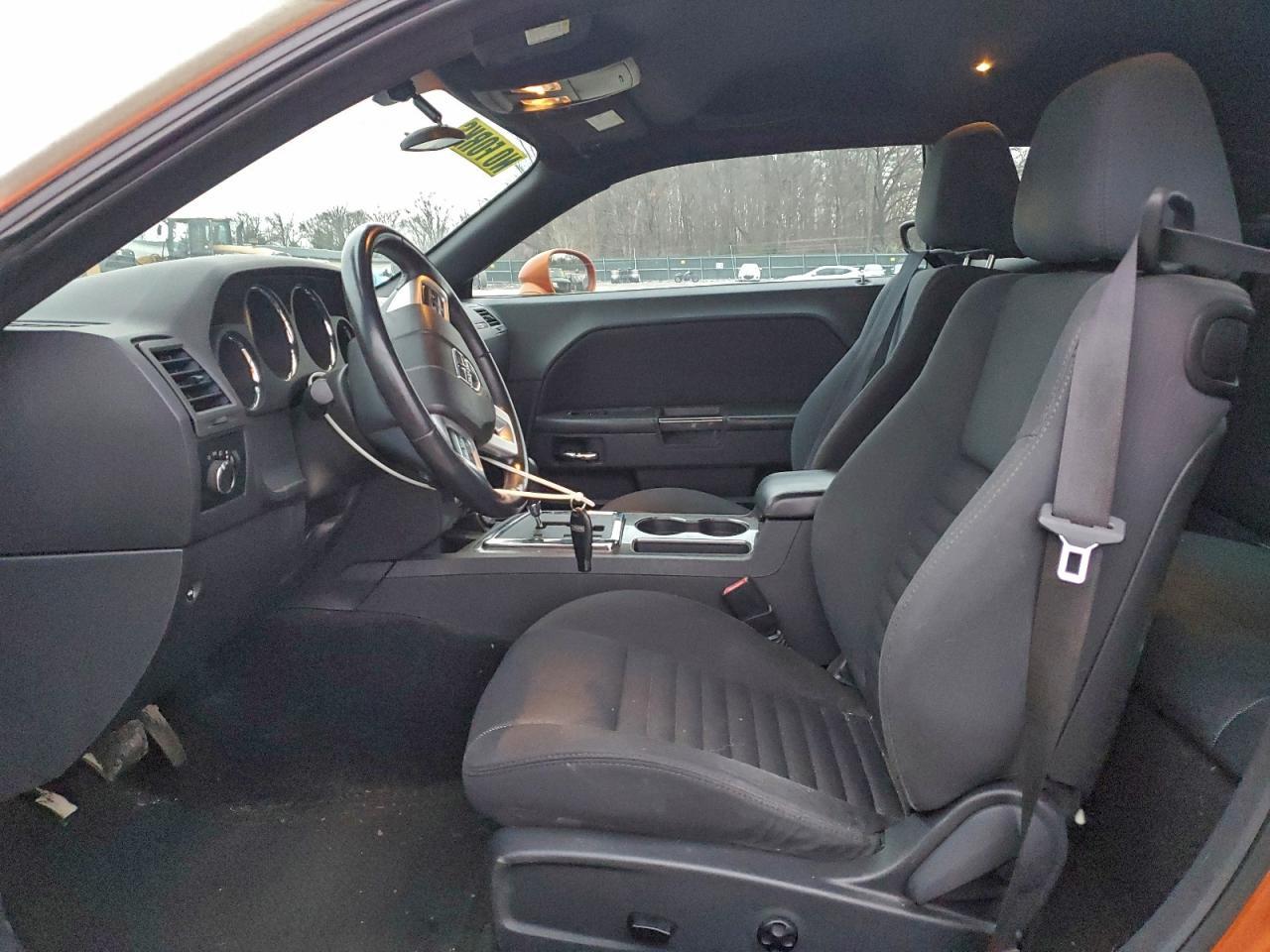 2011 DODGE Challenger