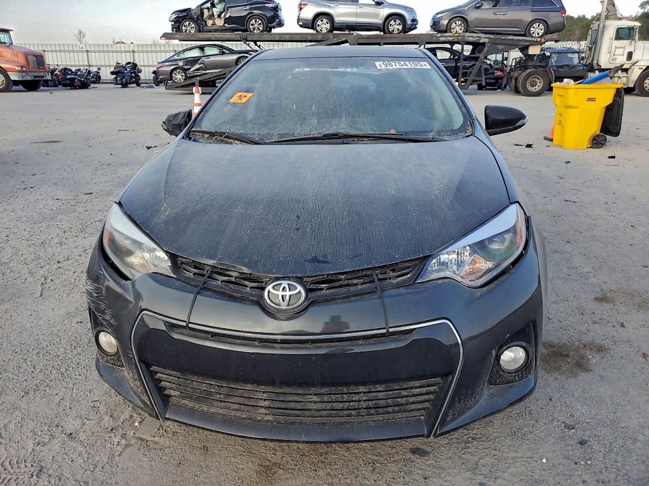 2016 TOYOTA COROLLA