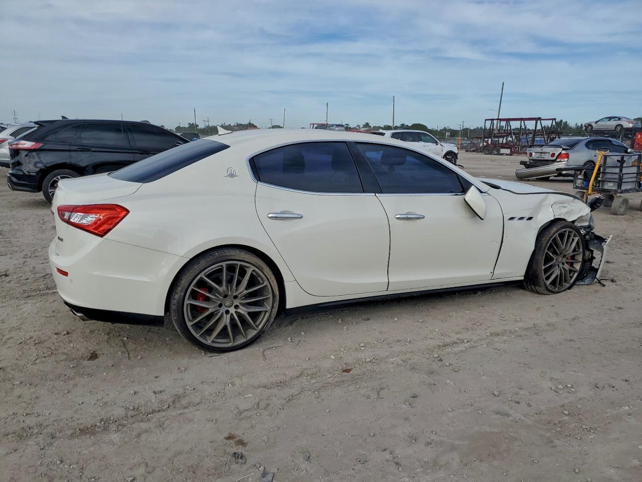 2017 MASERATI Ghibli