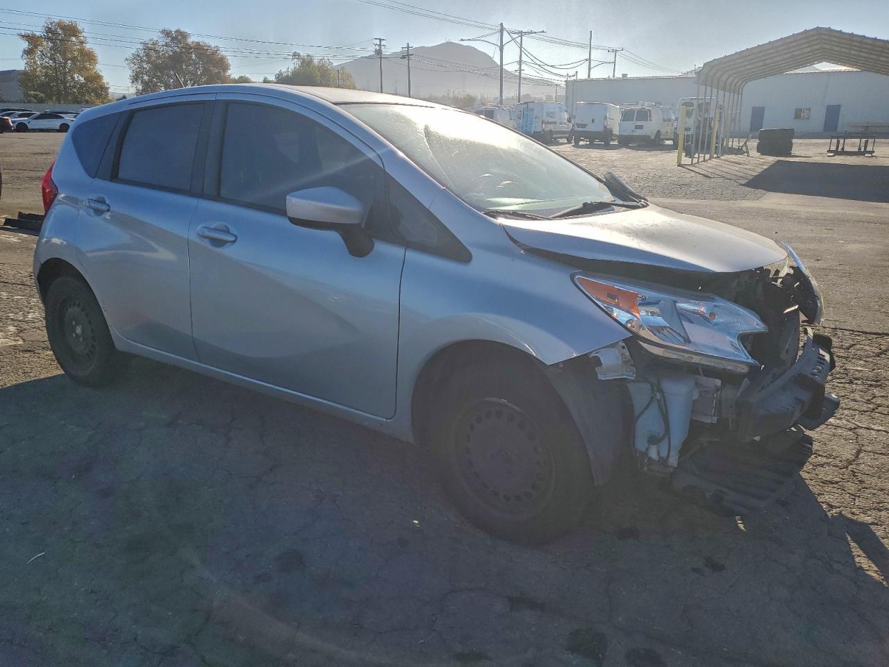 2016 NISSAN Versa Note