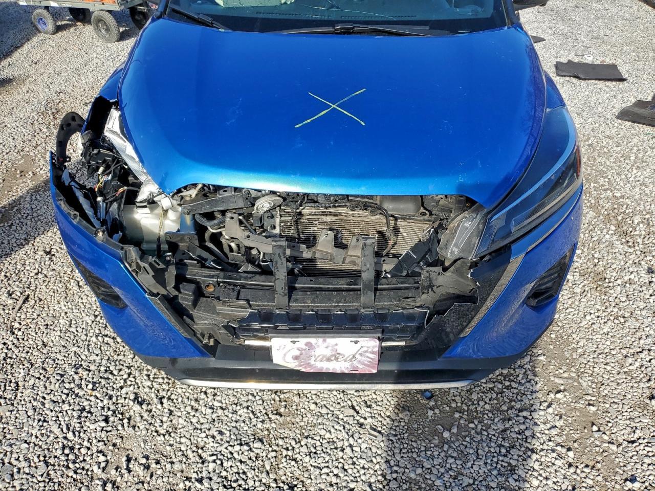 2021 NISSAN KICKS