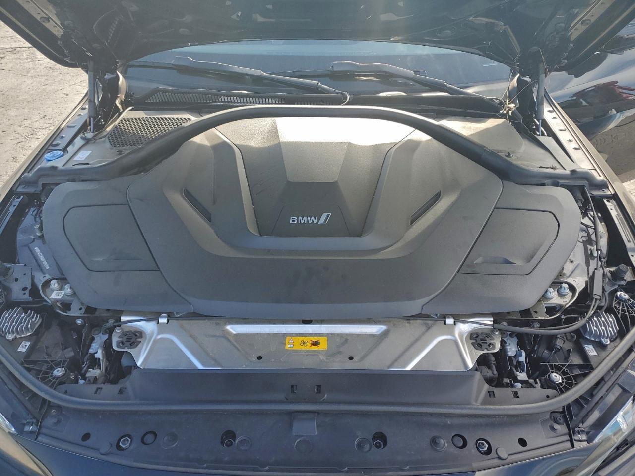 2024 BMW i4