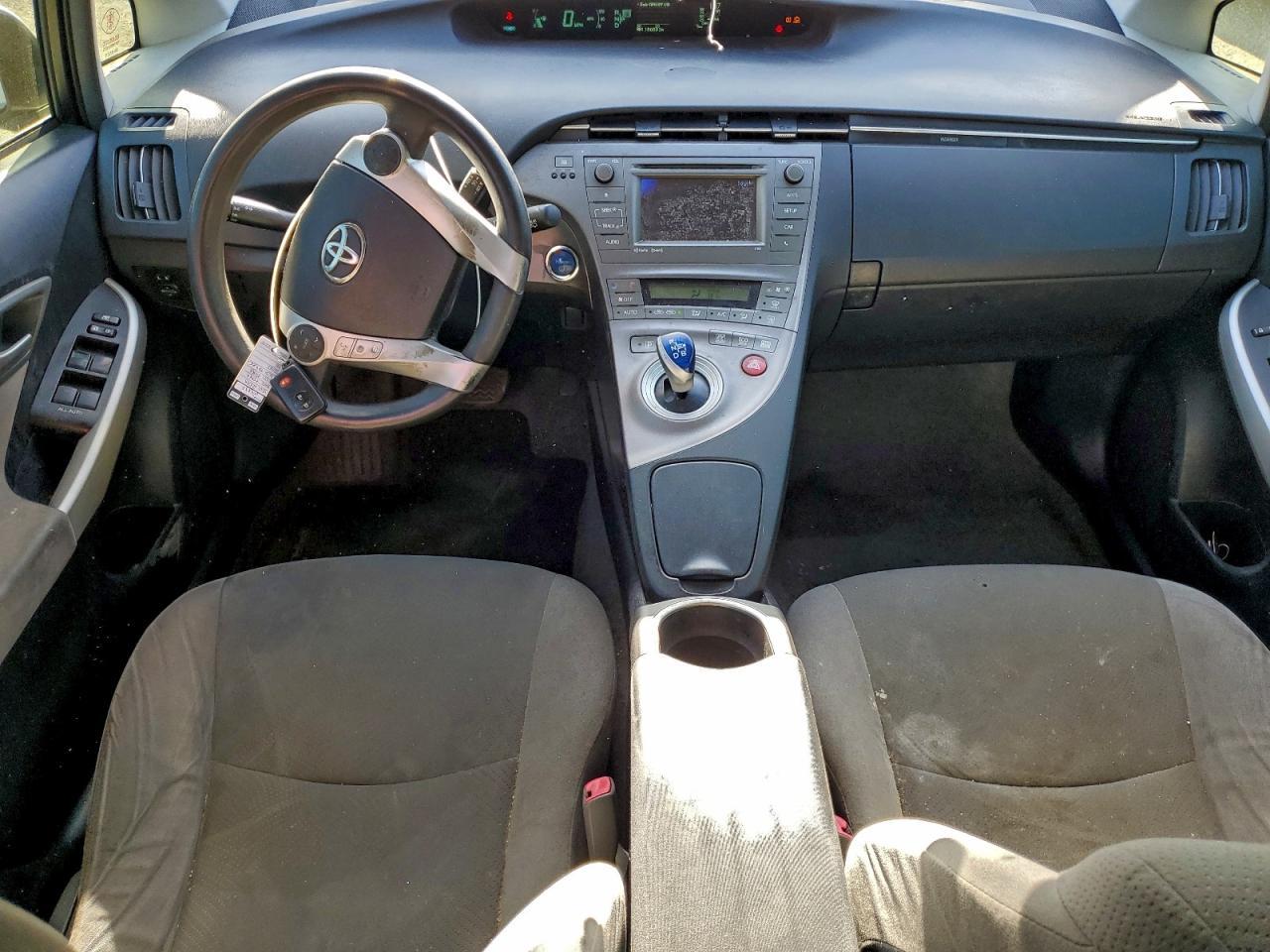 2013 TOYOTA PRIUS