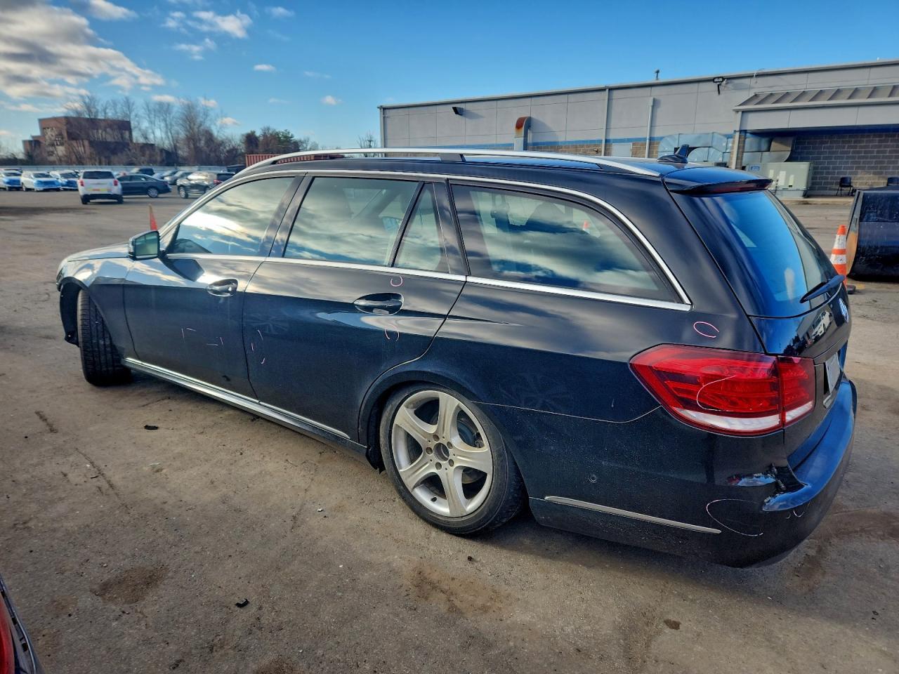 2014 MERCEDES-BENZ E-Class