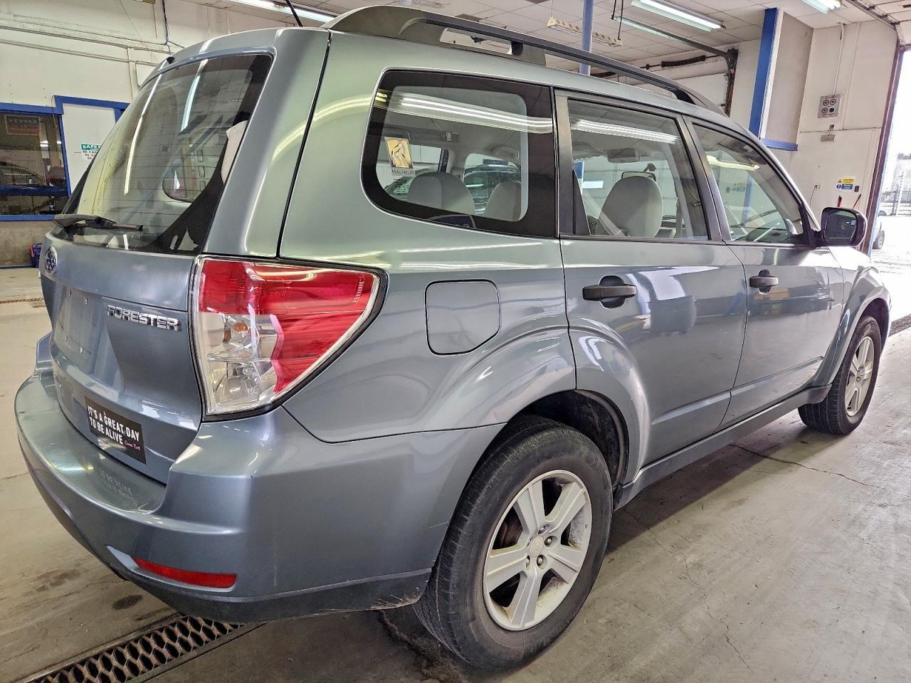 2010 SUBARU FORESTER