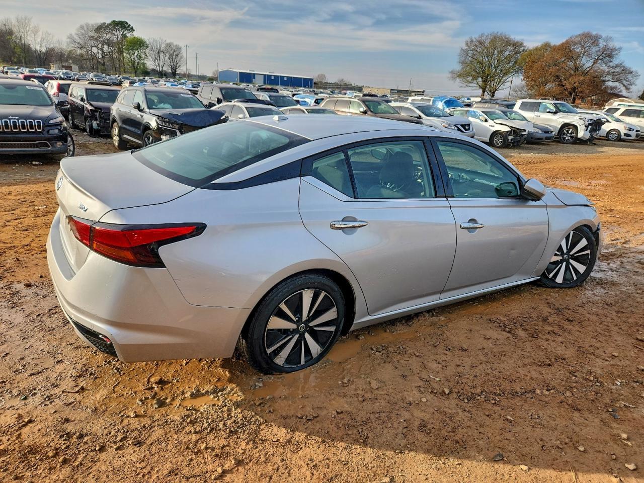 2020 NISSAN ALTIMA