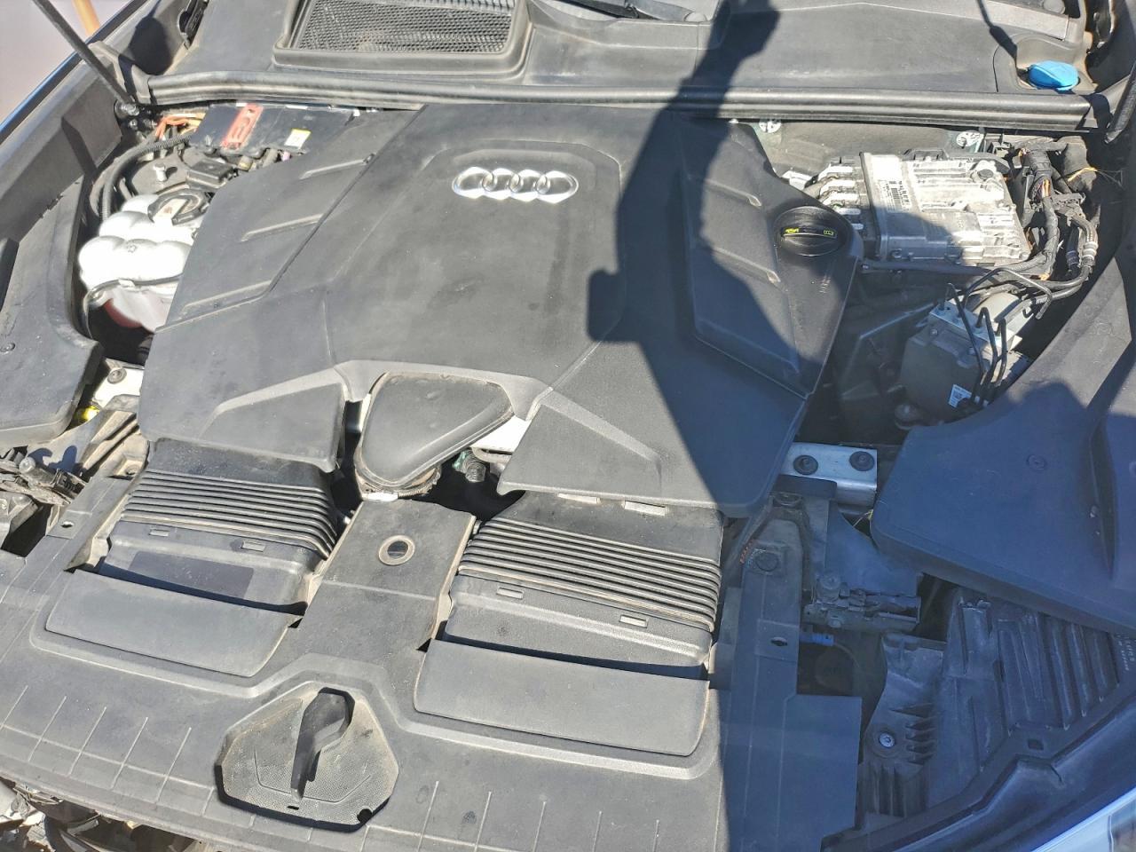 2019 AUDI Q8