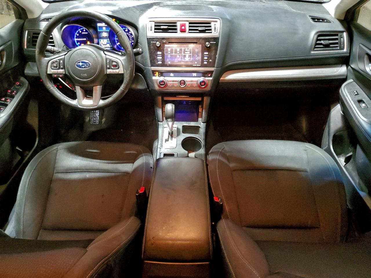 2017 SUBARU Legacy