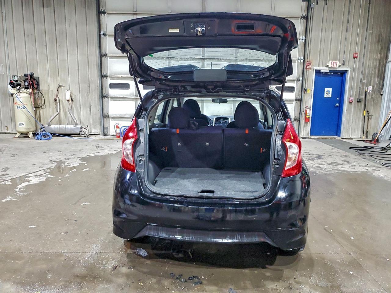 2015 NISSAN Versa Note