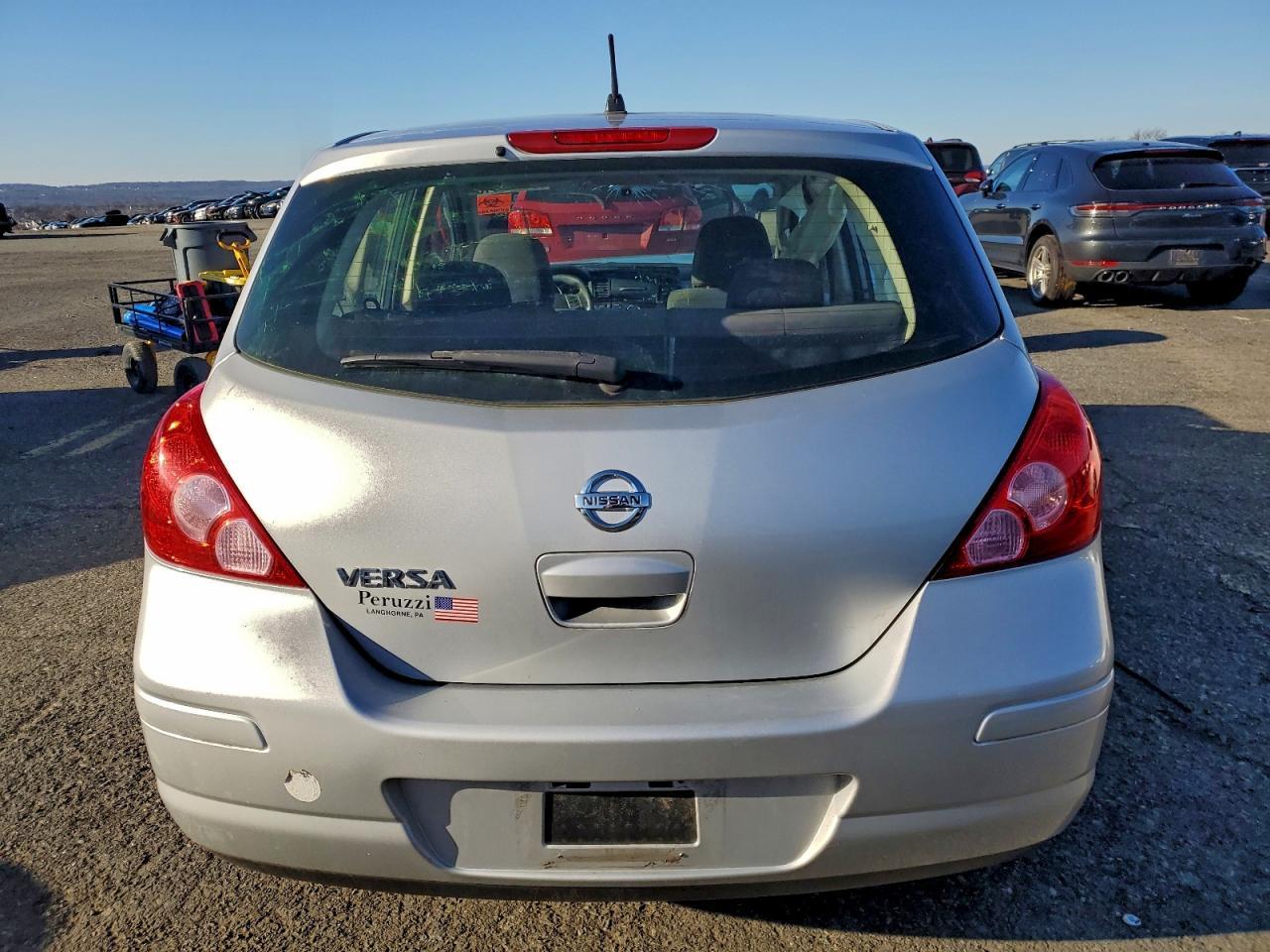 2009 NISSAN VERSA