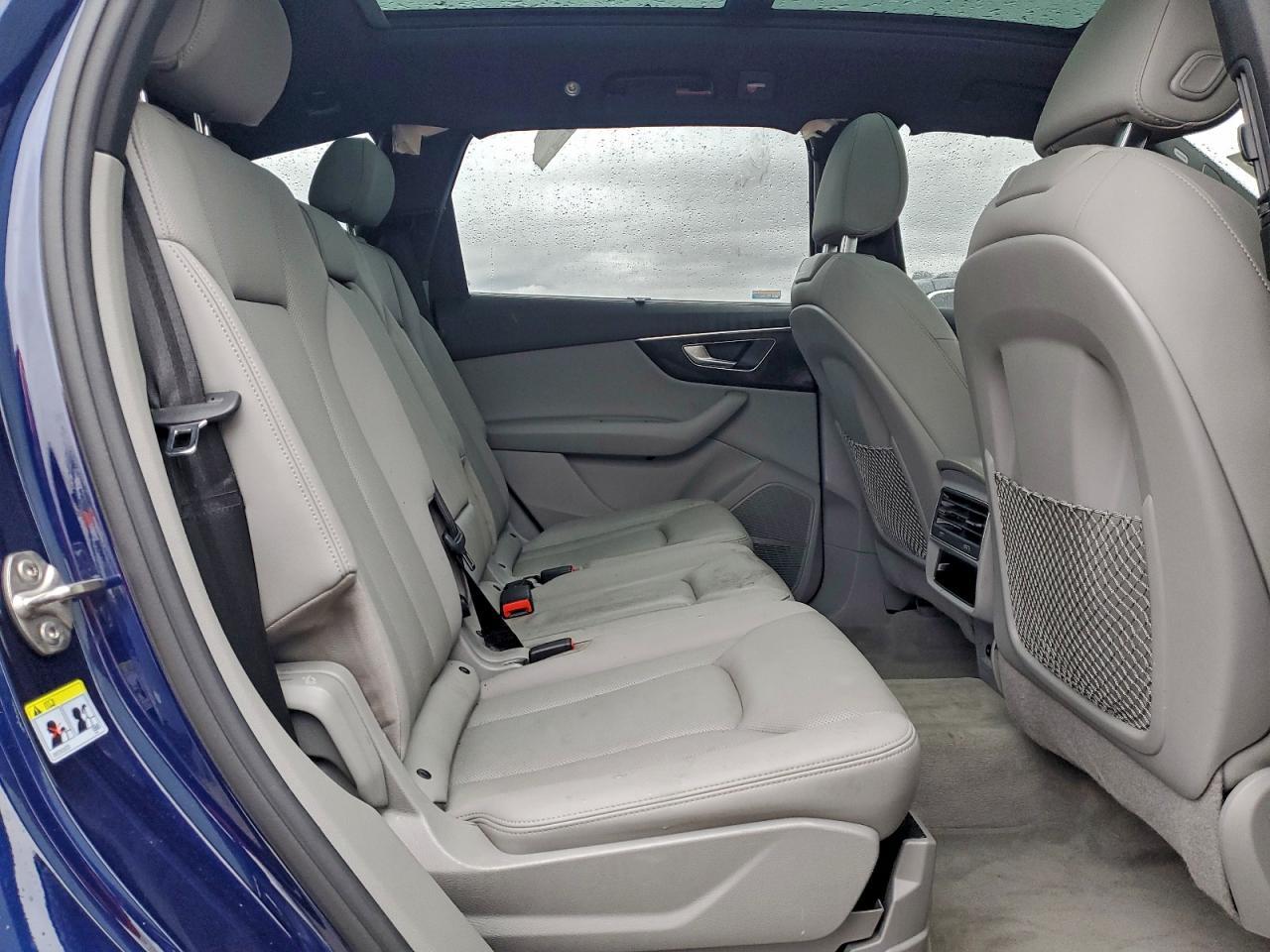 2022 AUDI Q7