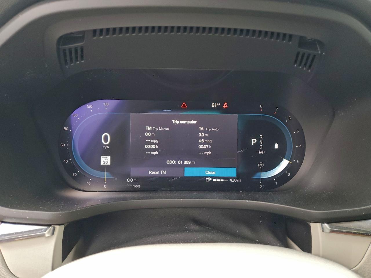 2022 VOLVO XC60