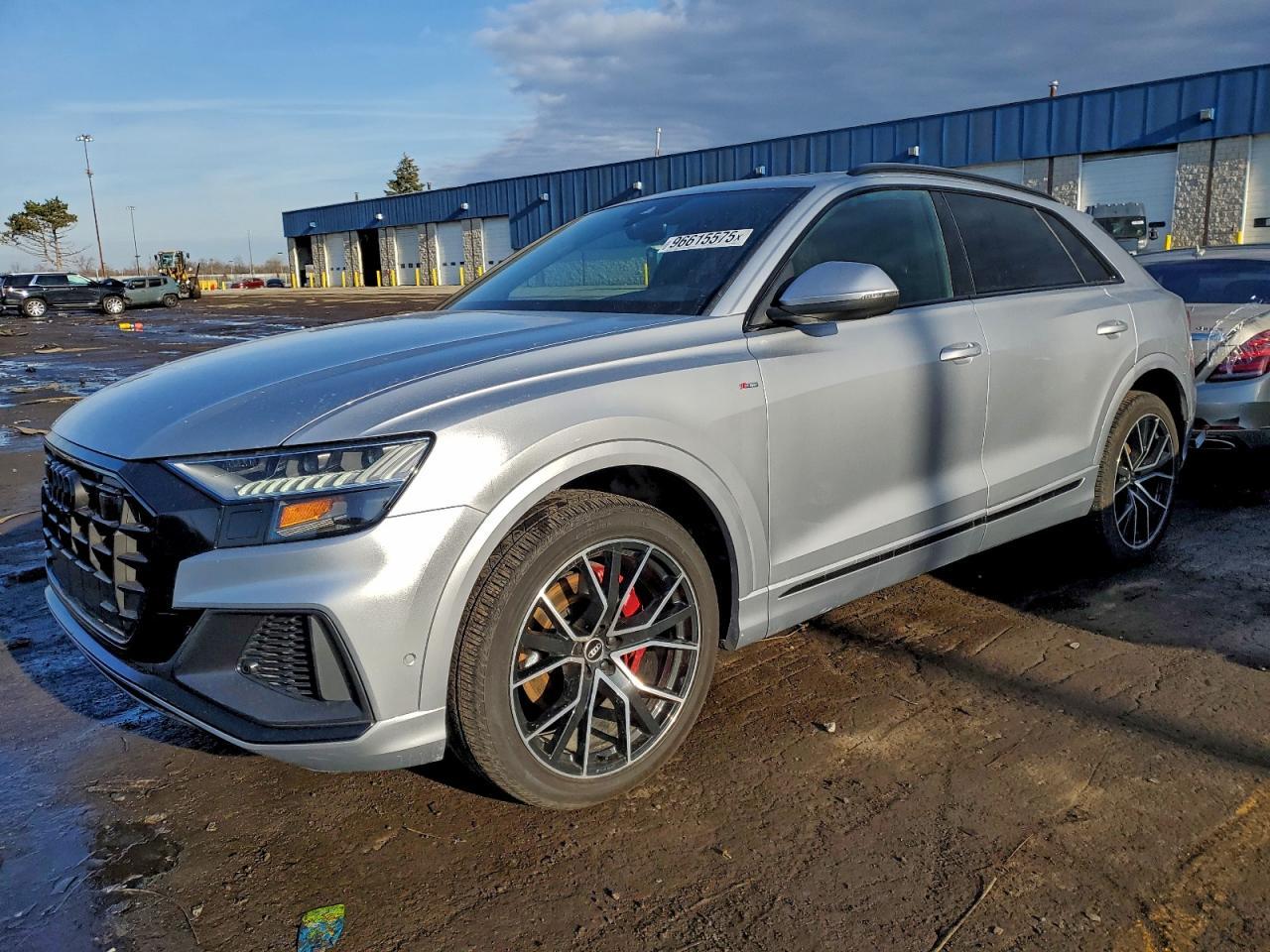 2021 AUDI Q8