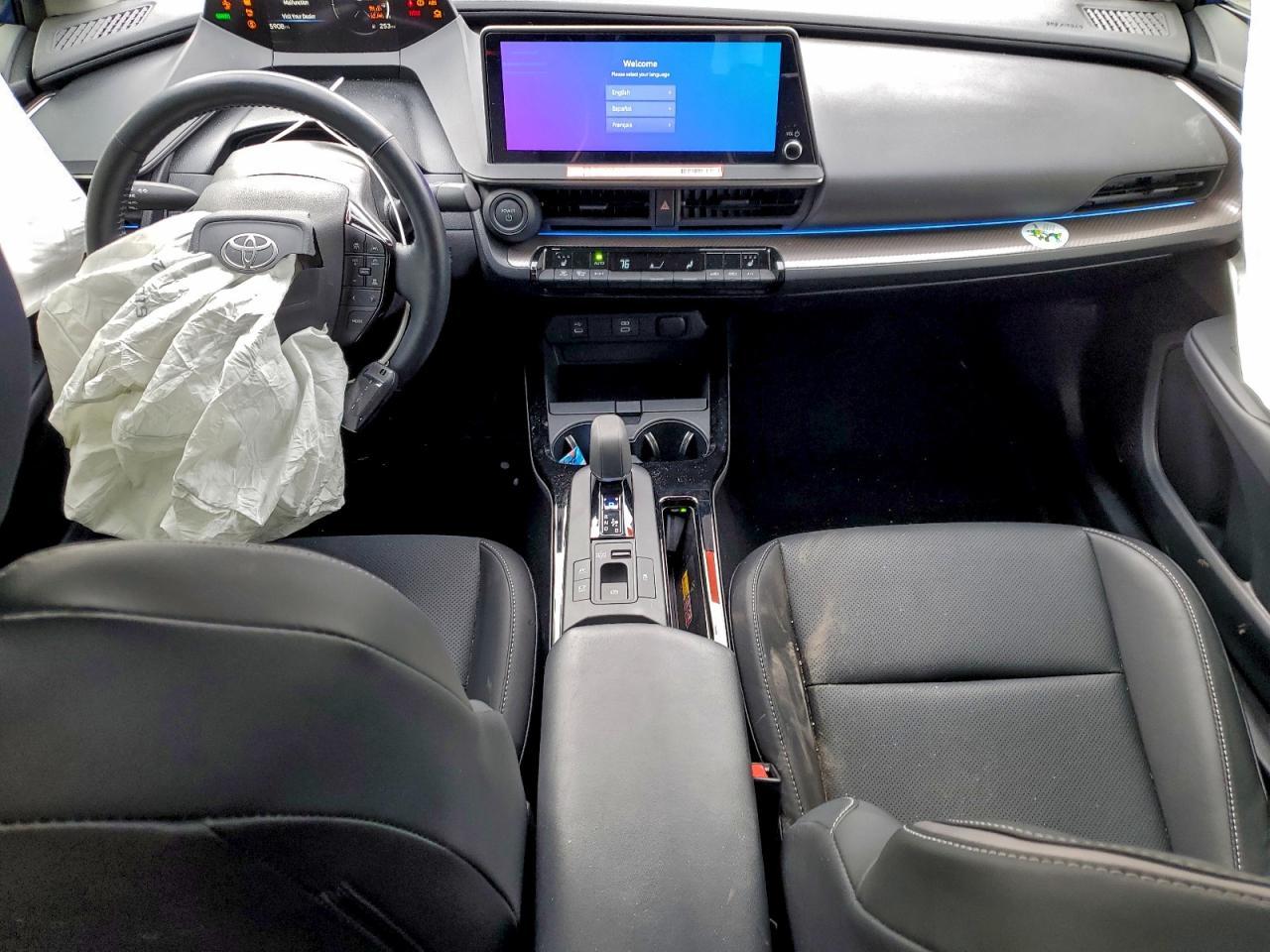 2025 TOYOTA PRIUS