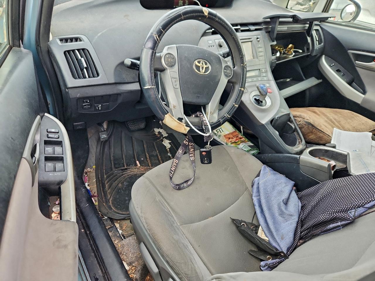 2012 TOYOTA PRIUS