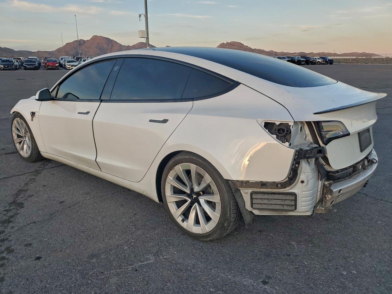 2021 TESLA MODEL 3