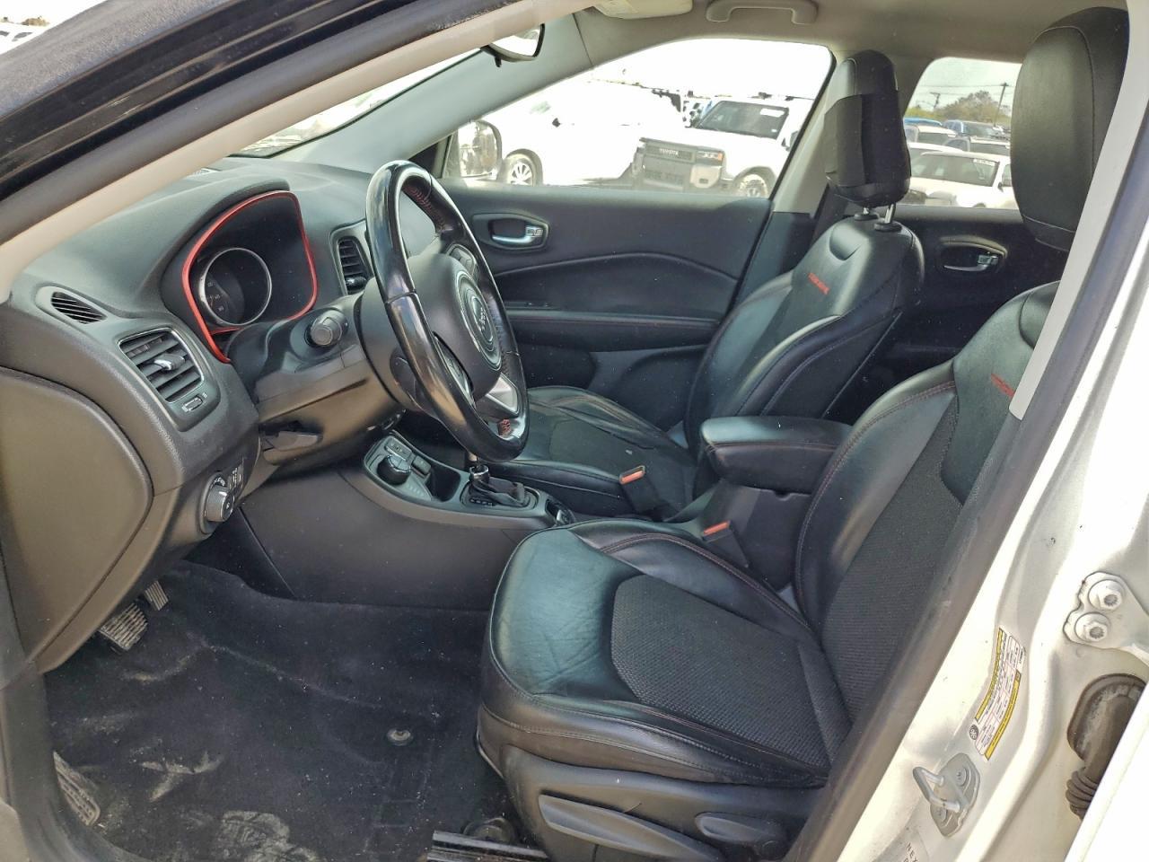 2020 JEEP Compass