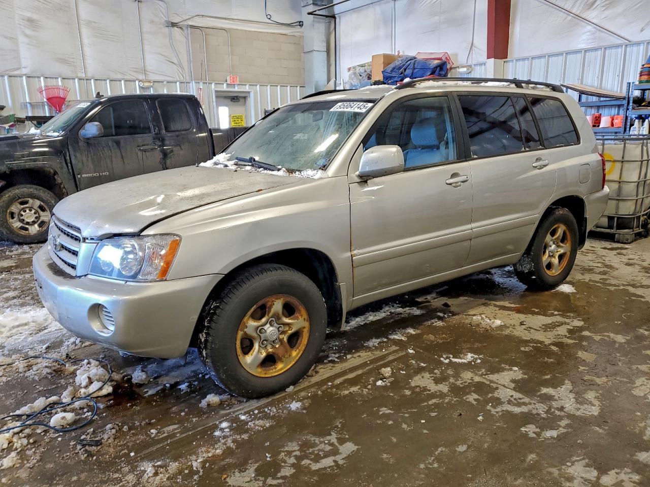 2003 TOYOTA HIGHLANDER