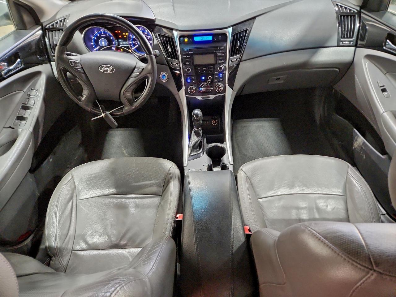 2012 HYUNDAI SONATA