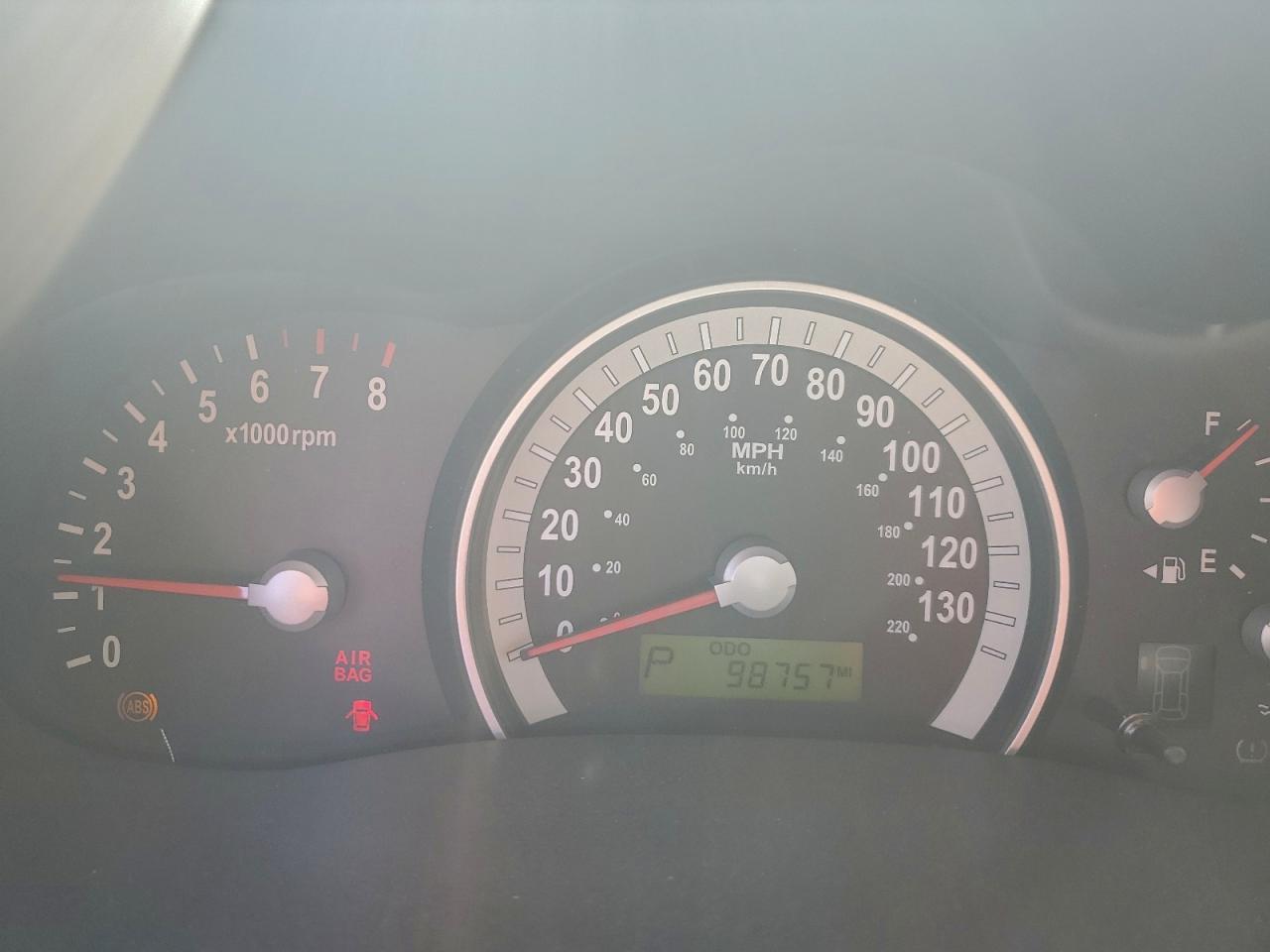2007 HYUNDAI Entourage