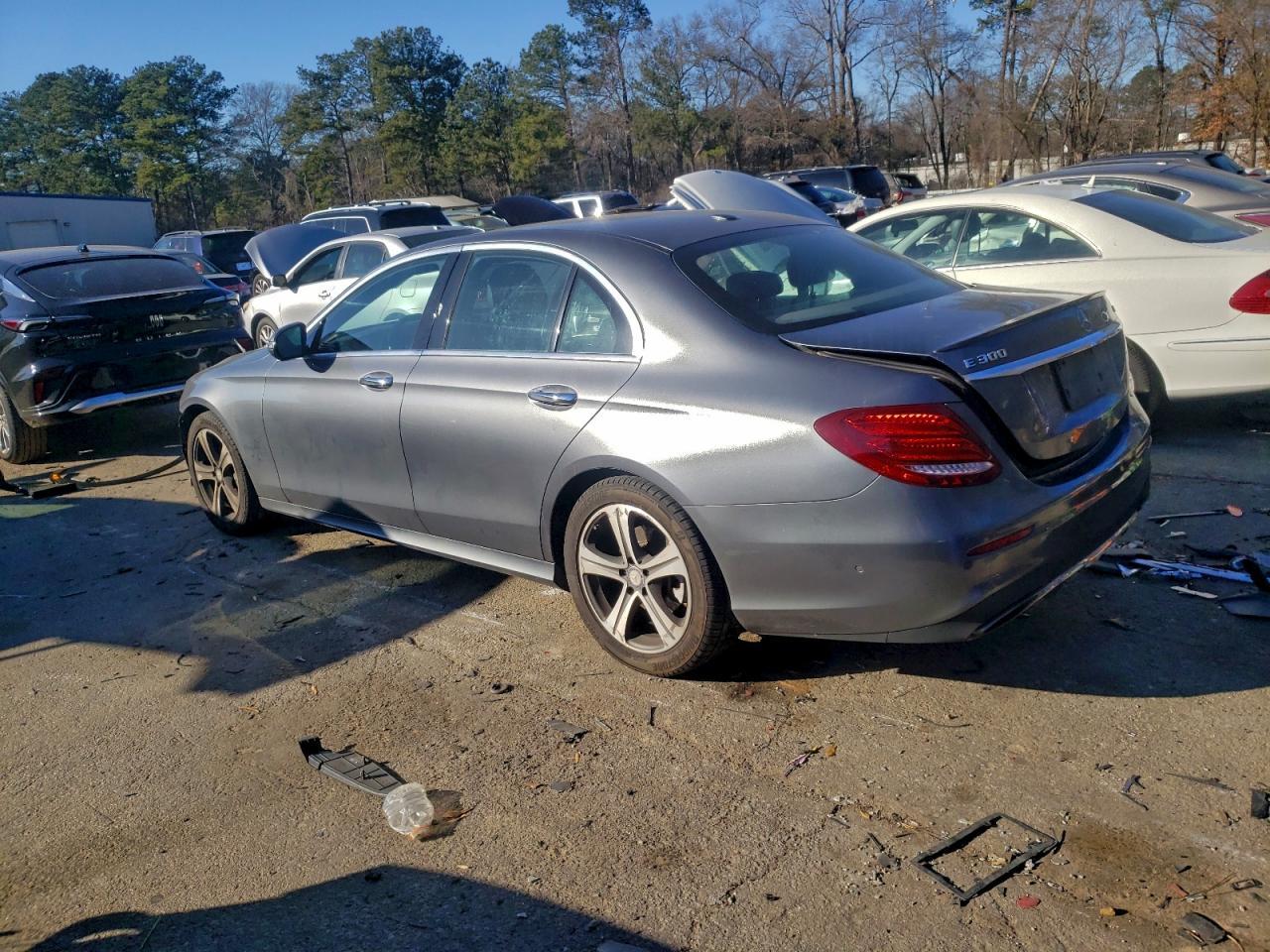2017 MERCEDES-BENZ E-Class
