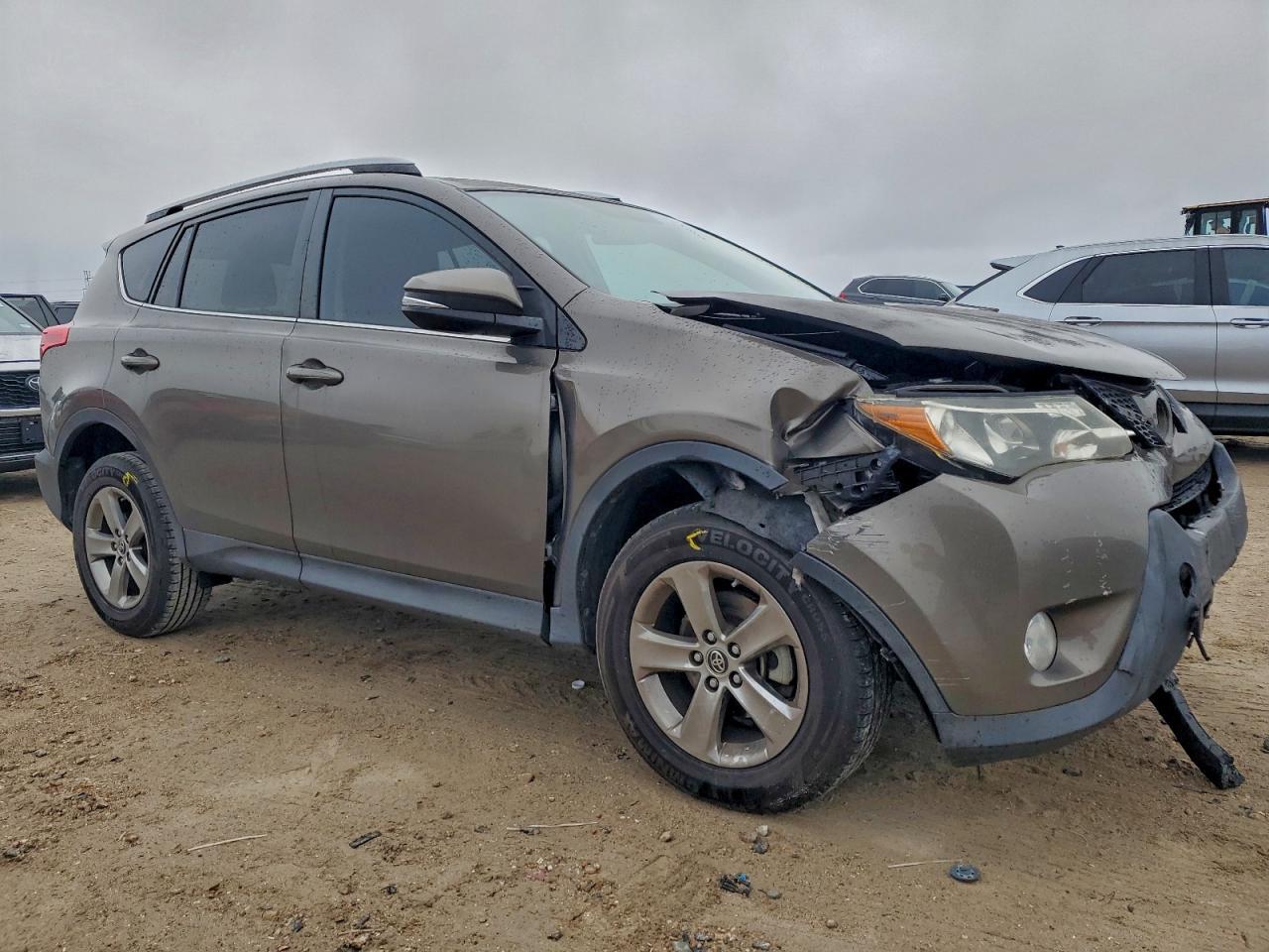 2015 TOYOTA RAV4